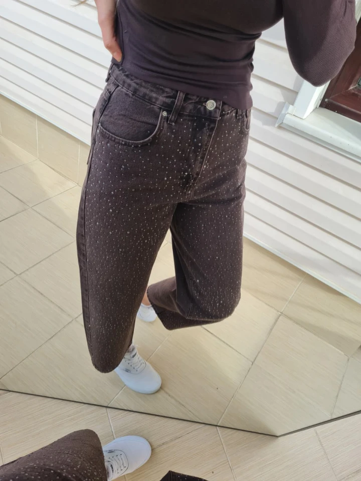 Taş Detaylı Mom Skater Jean