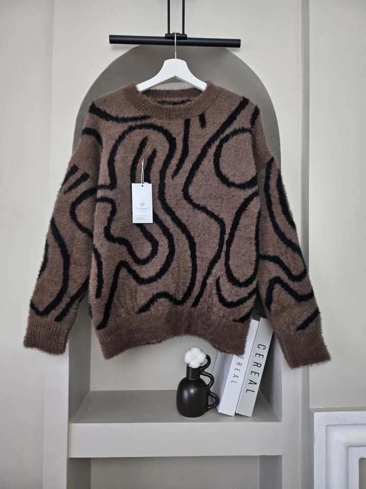 ZEBRA DESENLİ KAZAK