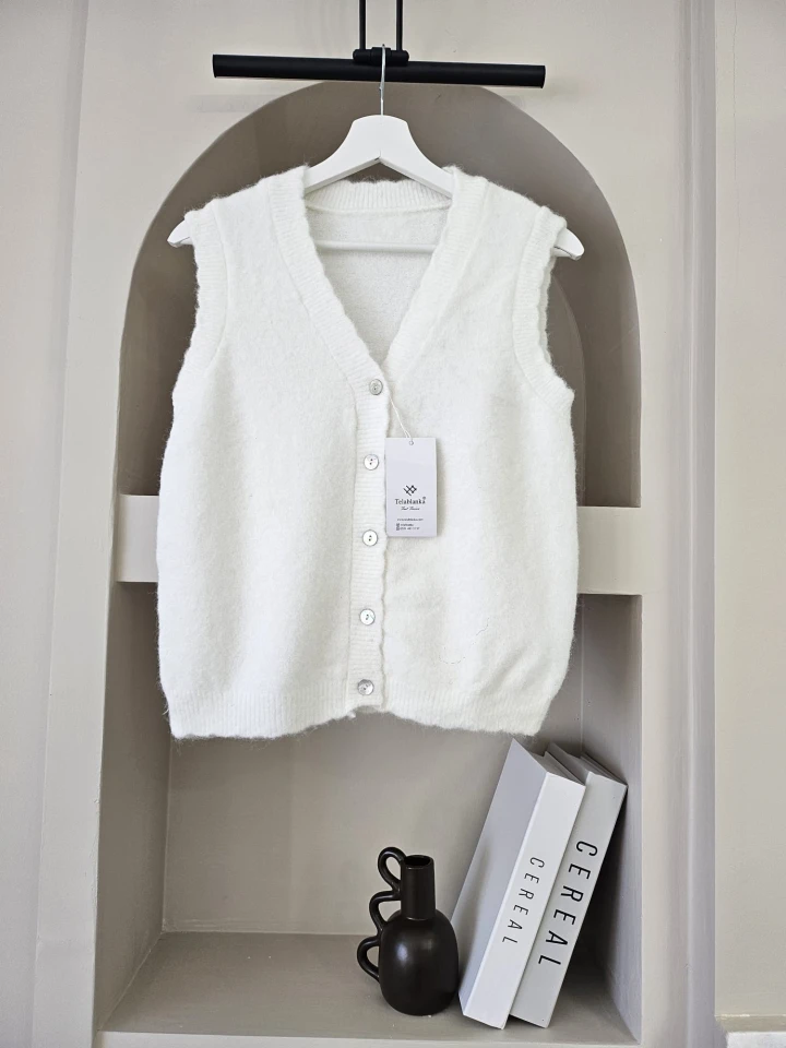 Sedef Düğmeli V Yaka Yumoş Yelek